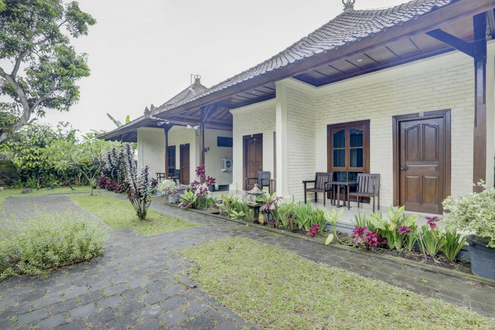 Oyo 1762 Hotel Astiti Graha Tanah Lot Εξωτερικό φωτογραφία
