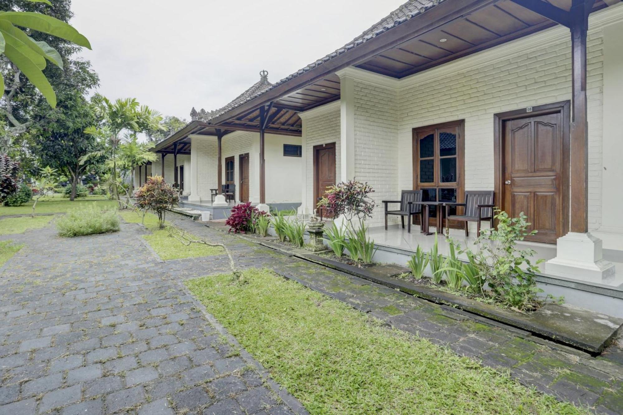 Oyo 1762 Hotel Astiti Graha Tanah Lot Εξωτερικό φωτογραφία