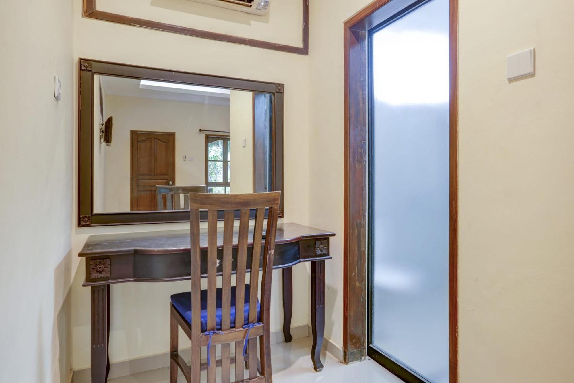 Oyo 1762 Hotel Astiti Graha Tanah Lot Εξωτερικό φωτογραφία