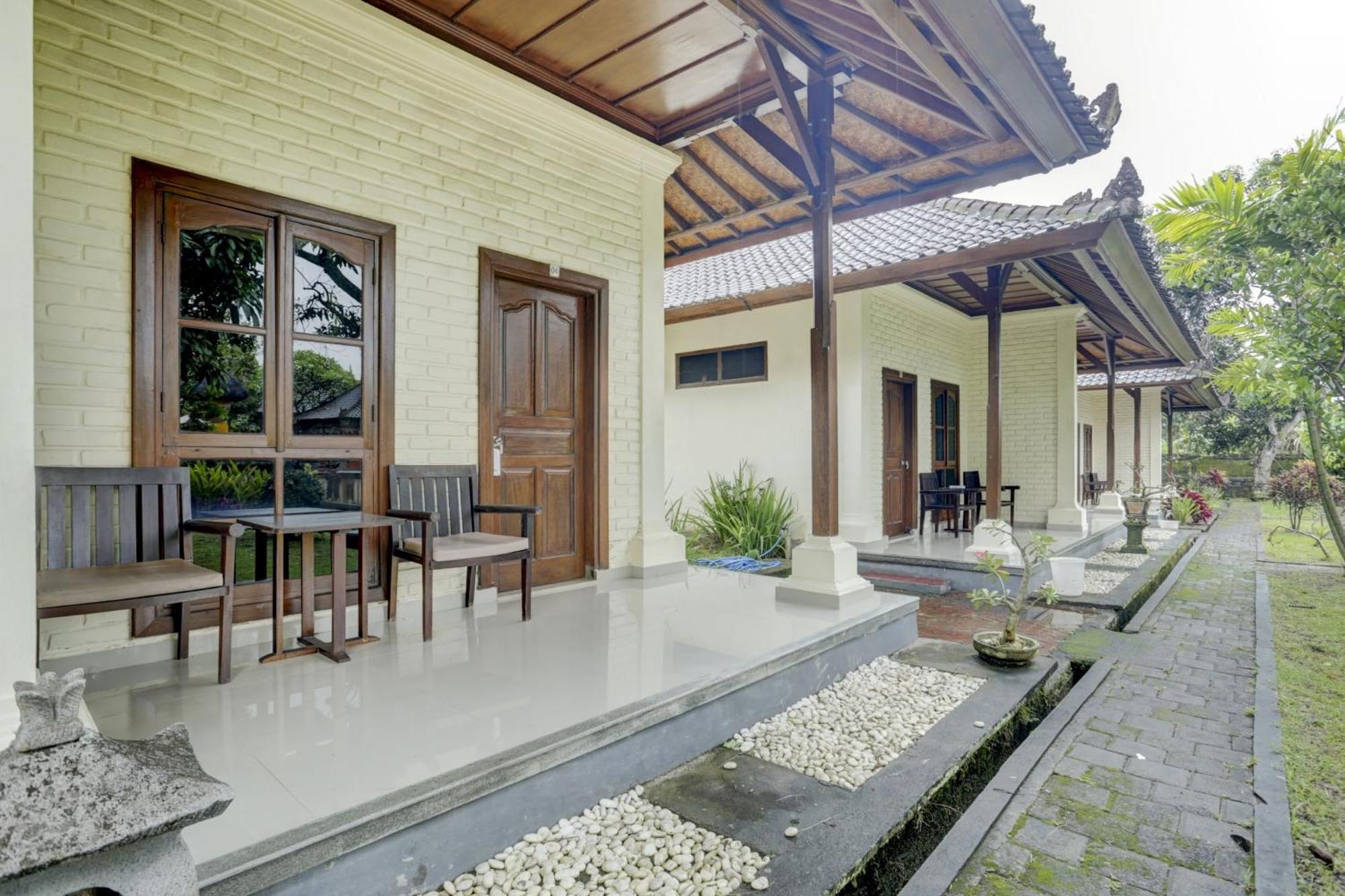 Oyo 1762 Hotel Astiti Graha Tanah Lot Εξωτερικό φωτογραφία